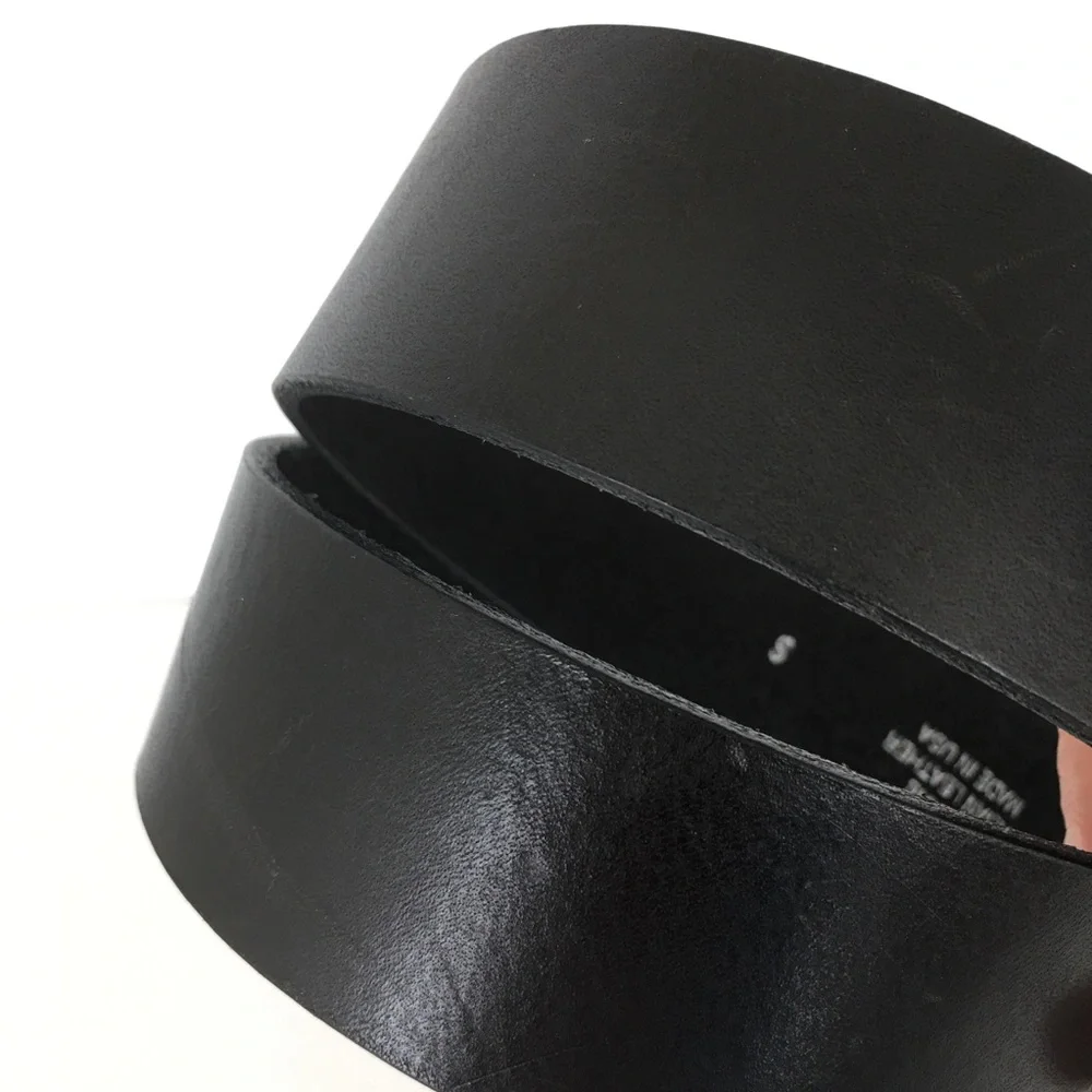 Smooth Black Italian Leather Belt Silver Buckle Women’s Size Small